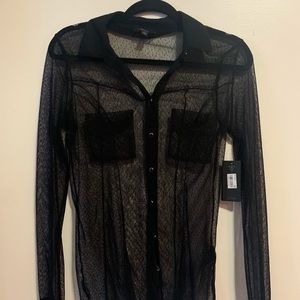 NWT Mesh Guess button up